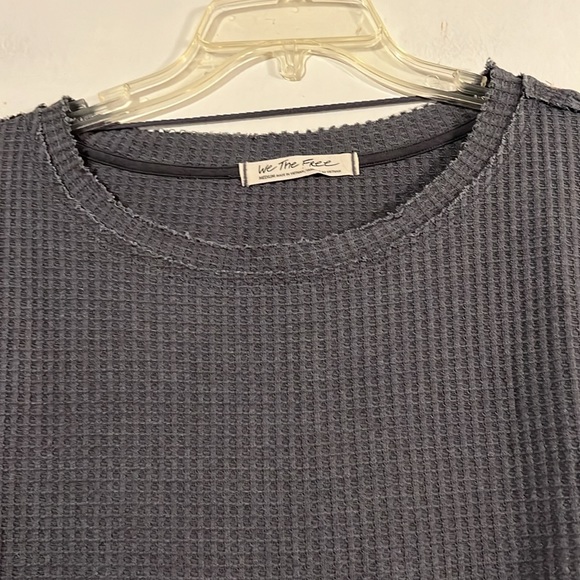 We the Free gray asymmetrical top - Picture 3 of 13